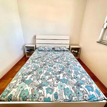 Apartmán In 44072 *